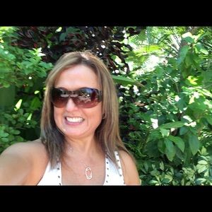 Meet your Posher, Teresa